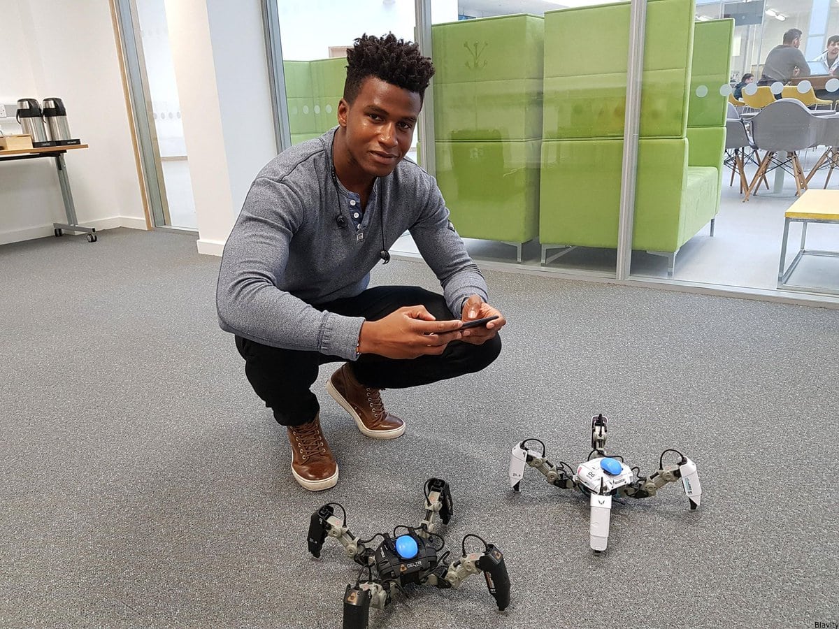 This Engineer's Smartphone-Controlled Robots Will Be Sold In Apple Stores