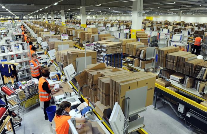 Amazon Is Increasing Its Minimum Wage to $15