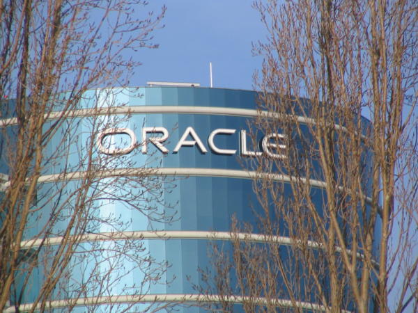 Oracle Accused of Withholding $400M in Wages From Minority Employees