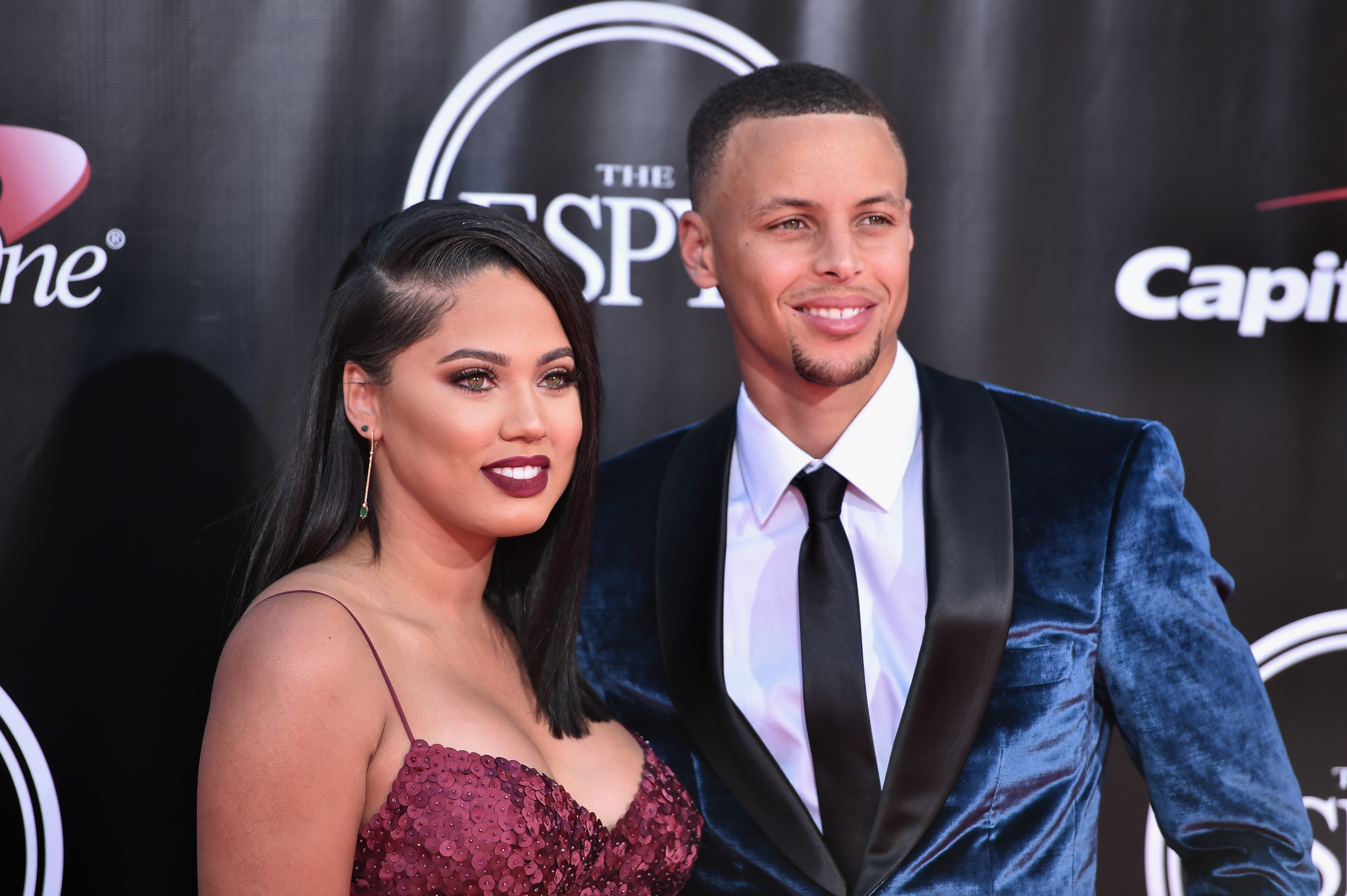 Stephen & Ayesha Curry Foundation Awards First Scholarship For Bay Area Girls Interested In STEM