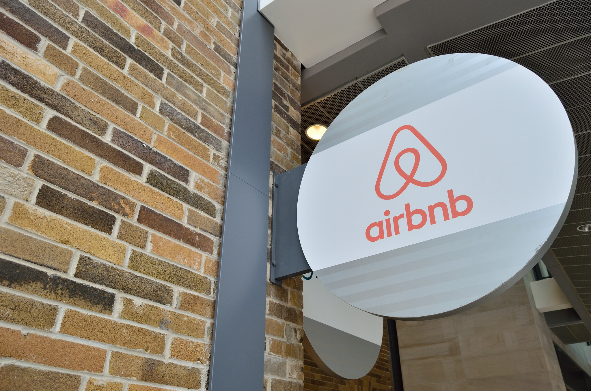 Airbnb Wants To Open a TV Studio And Launch Original Shows
