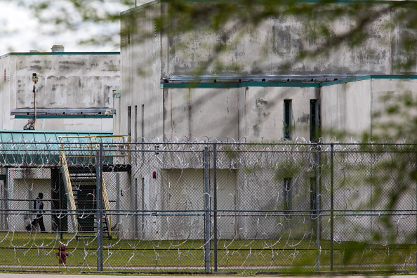 Federal Agencies Test 'Micro-Jamming' Cell phones In A South Carolina Prison