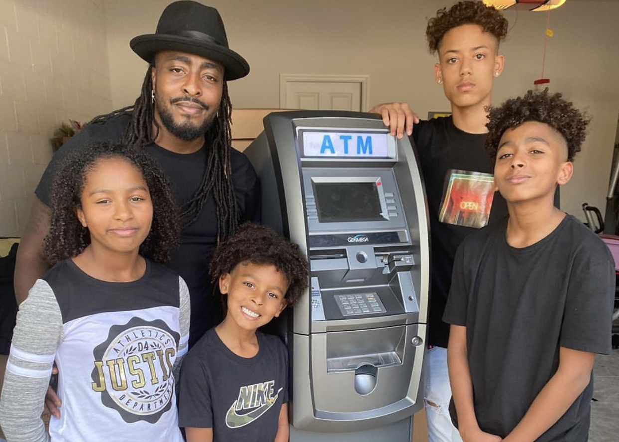 Florida Father of Four Gifts His Children With ATM Business