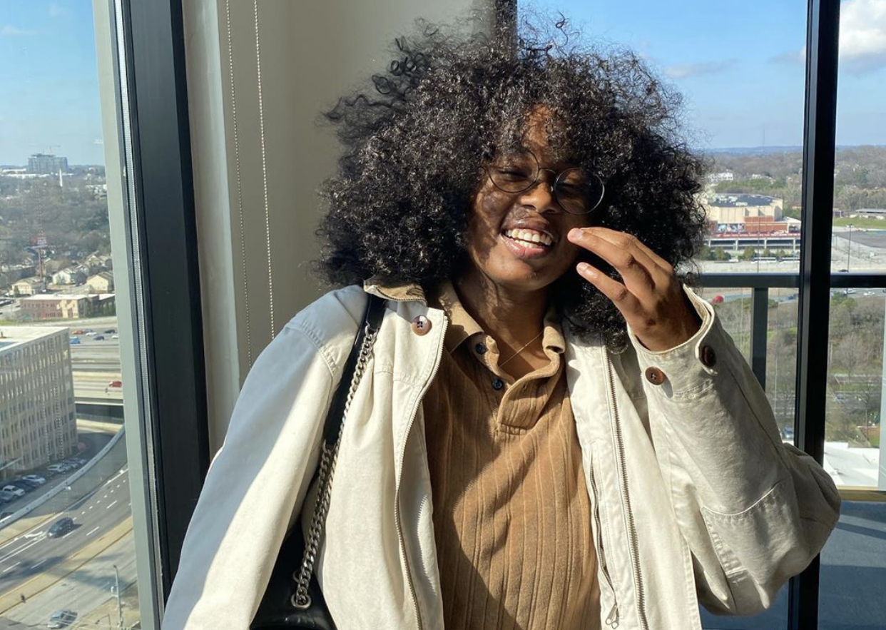 This 20-Year-Old Black Woman Entrepreneur Just Made Over $1M in 8 Minutes Online