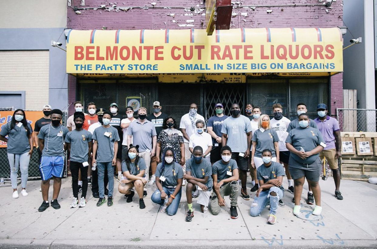 Black Chicago Teens Turn Looted Liquor Store Into Fresh Food Pop-Up Market
