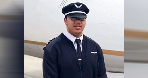 Malik Sinegal Makes History as Youngest Black Certified Boeing 777 Pilot in the World