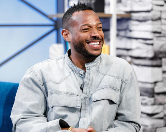 Marlon Wayans Aims to Combat Digital Divide, Donates Computers to Children in Harlem