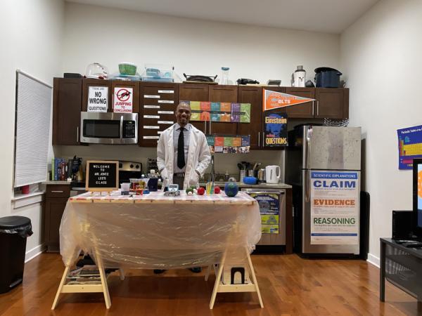 Teacher Transforms His Kitchen Into A Chemistry Lab 'For The Love' Of His Students