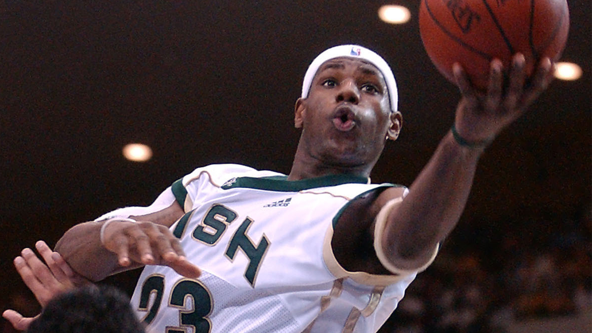 LeBron James' High School Jersey Estimated To Be Auctioned For Up To $600K