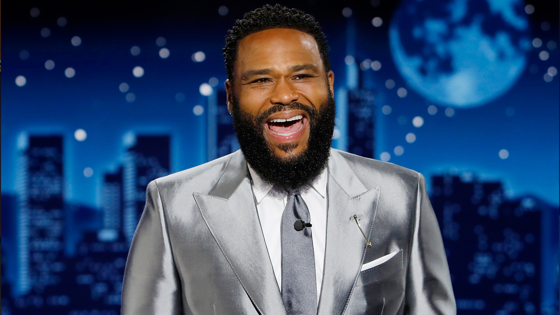 Anthony Anderson Went From Slapstick Comedian To Hollywood Bedrock — And Amassed A $25M Net Worth - AfroTech