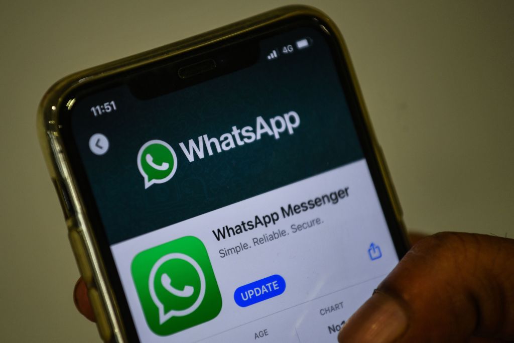 WhatsApp Jacks Snapchat's Famous 'View Once' Disappearing Feature