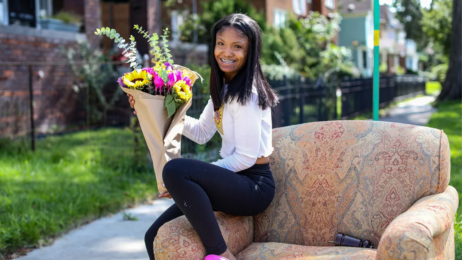 Detroit Founder Ja'Nye Hampton Went From Working Six Plus Jobs To Running A Six-Figure Flower Business