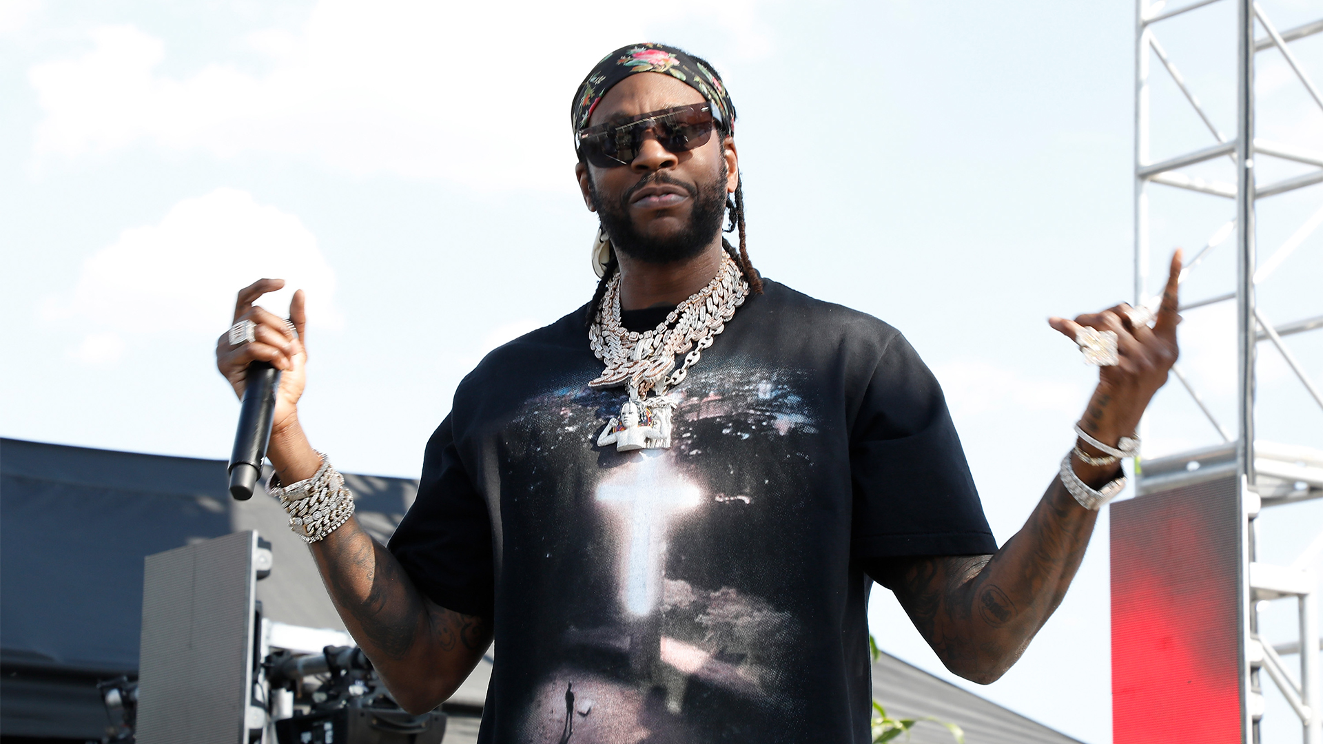 What's 2 Chainz's Estimated Net Worth In 2022?