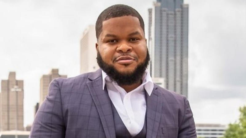 How 32-Year-Old Jherrod Thomas Became A Millionaire Working A 9-To-5