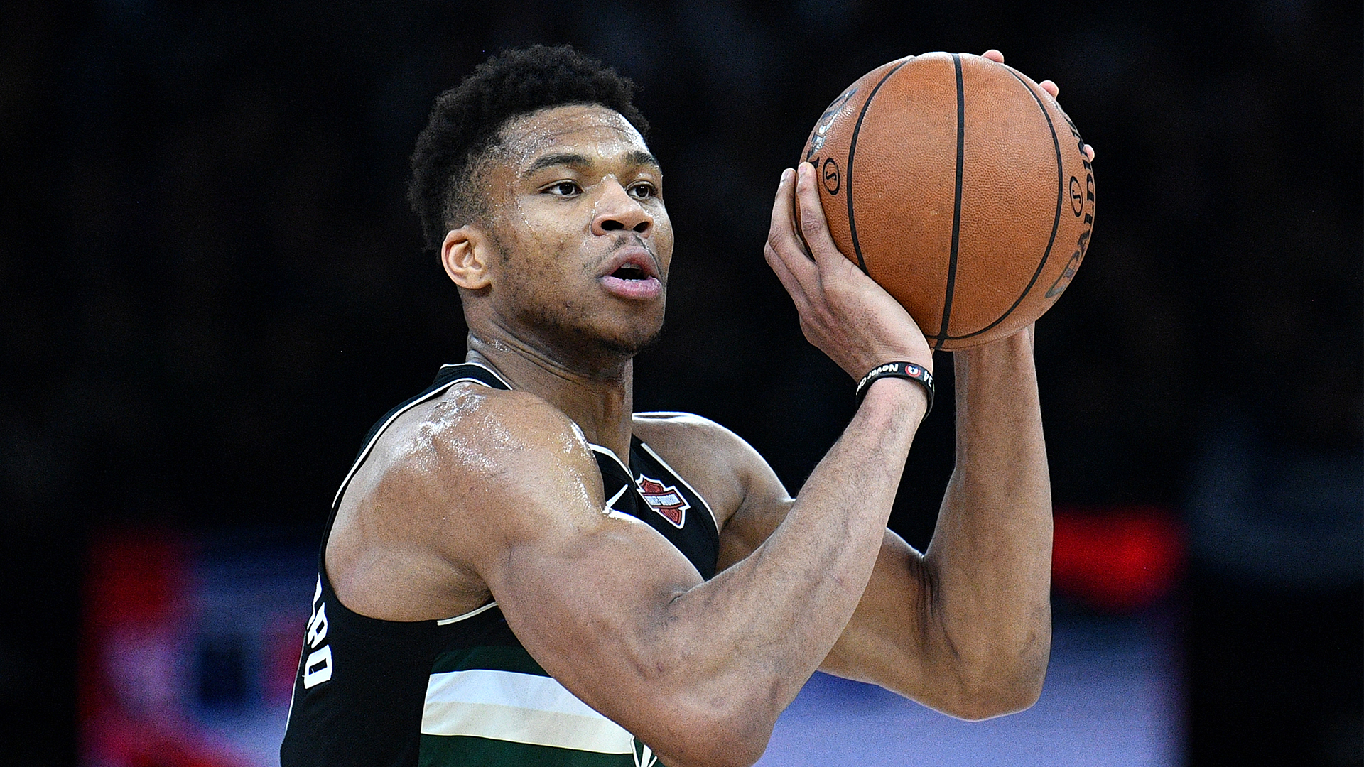 NBA Star Giannis Antetokounmpo Signs With Meta's WhatsApp For Their First-Ever Endorsement Deal