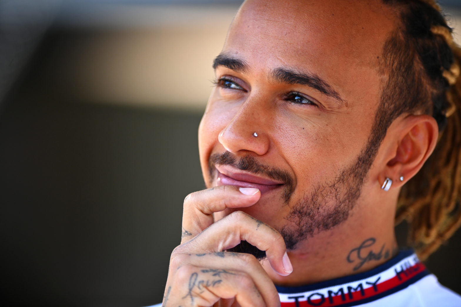 Lewis Hamilton wants $25 Million Net worth actor to play him in his biopic  - The SportsRush