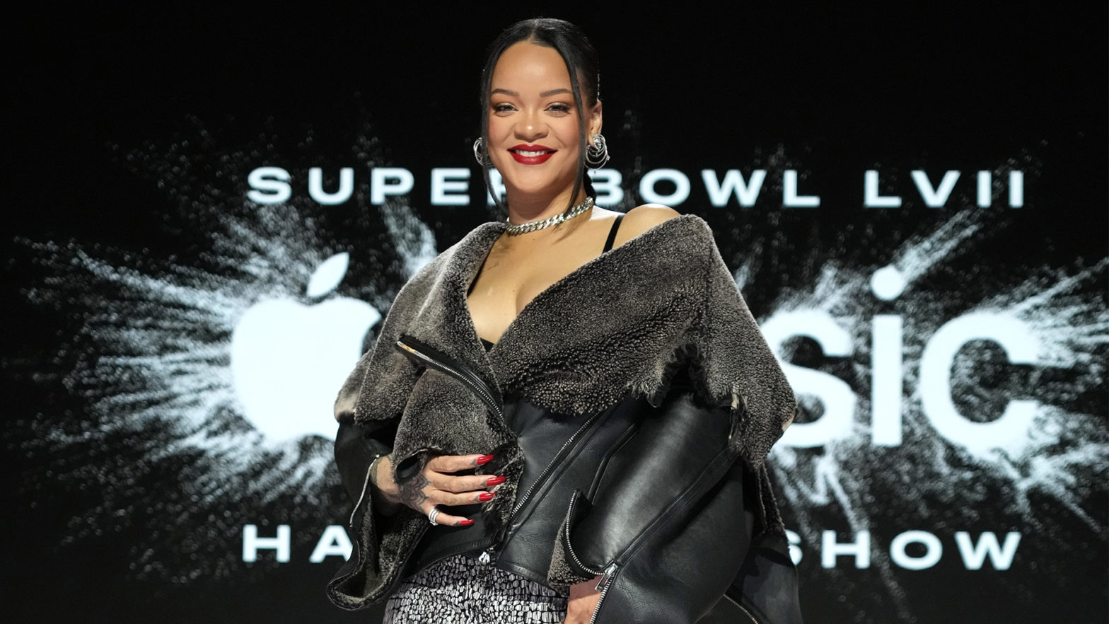 Rihanna's Business Mindset Is In Full Effect For Super Bowl LVII — 'I Really Get Involved With Every Aspect Of Anything That I Do'