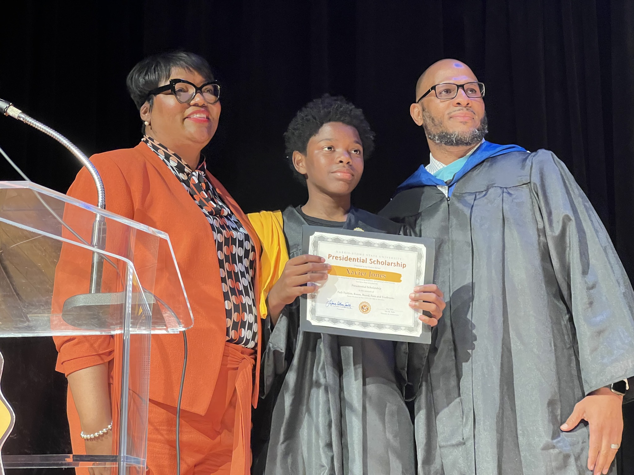 University President Offers 8th Grader FullRide Scholarship After He