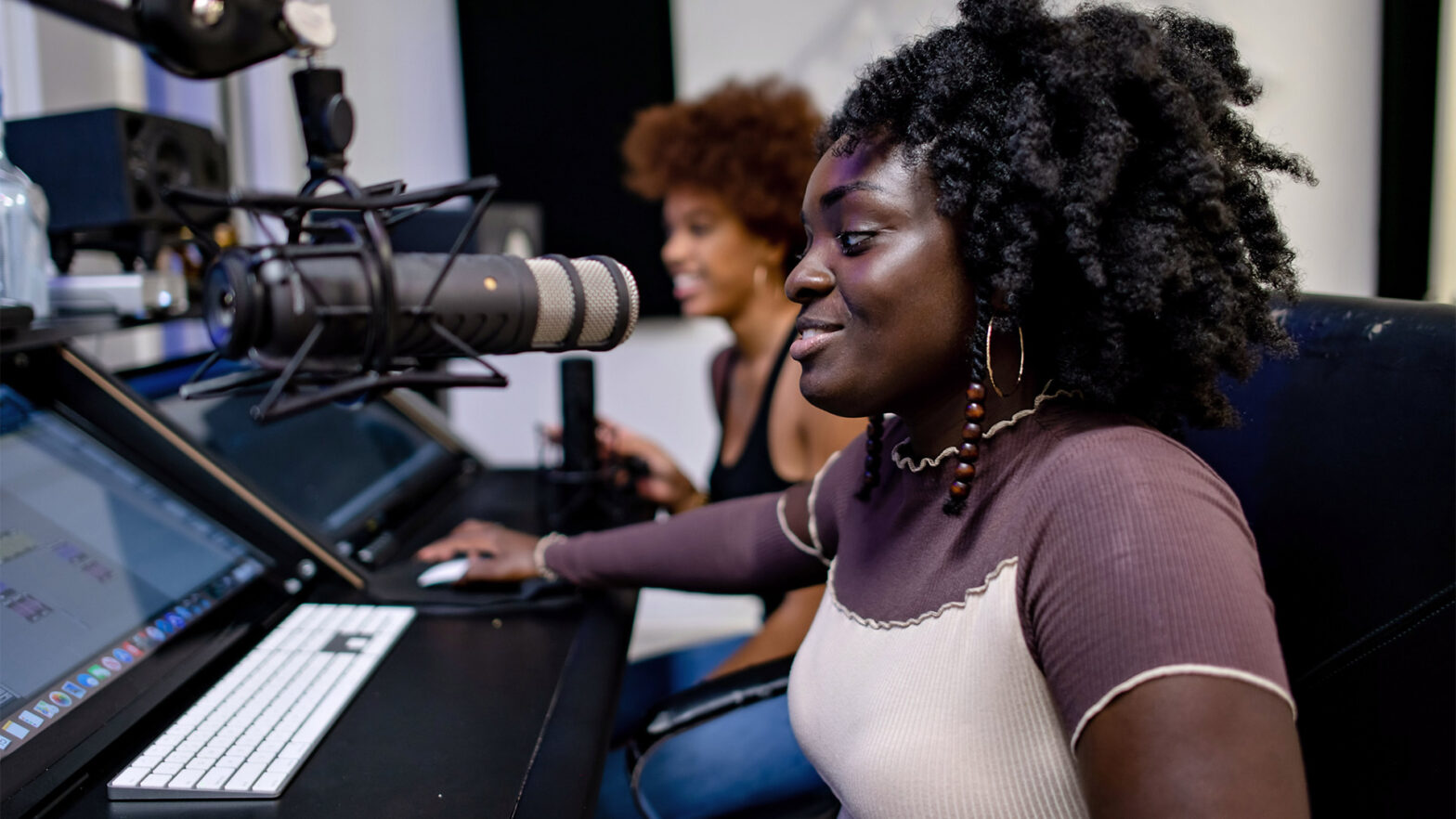 FCC Threatens To Revoke License Of Knoxville's Only Black-Owned Radio Station