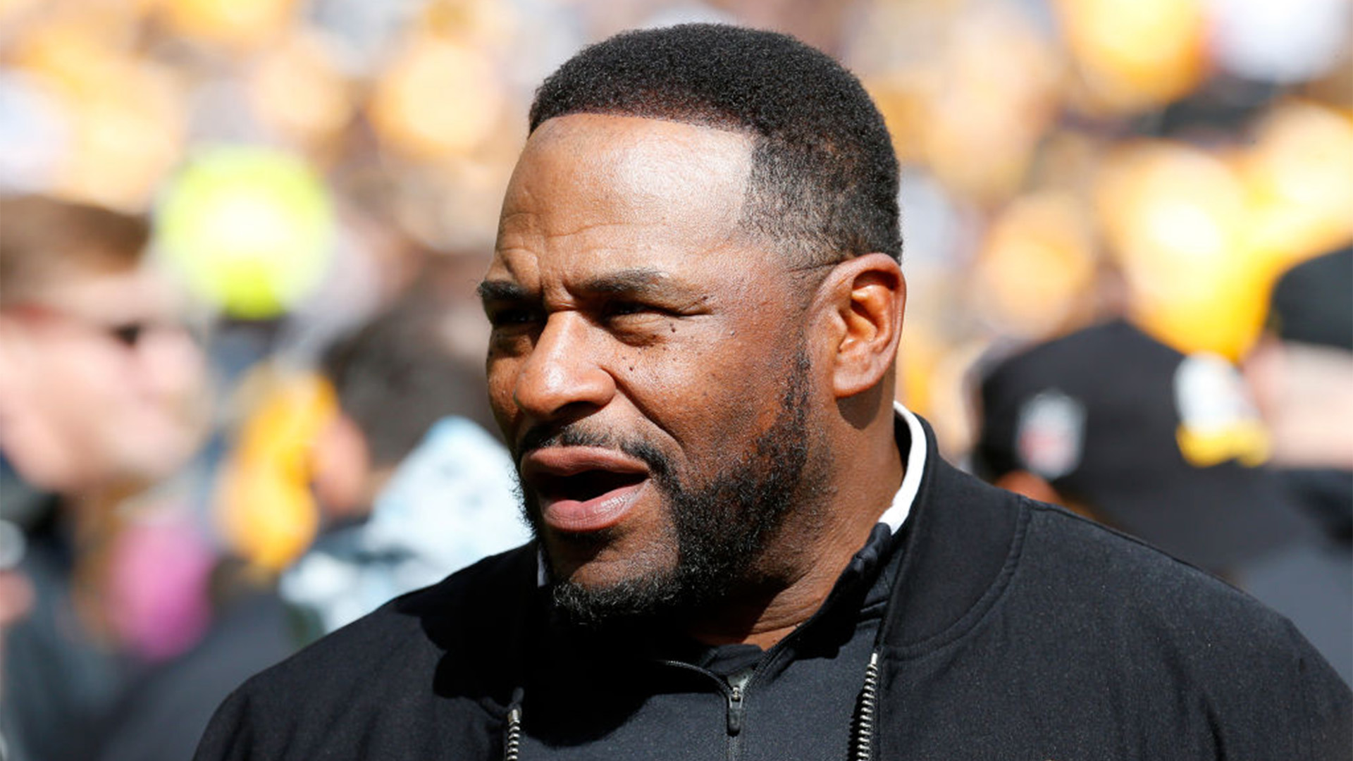 Jerome Bettis Gets Emotional In A Viral Clip As He Completes His Final Exams To Graduate From Notre Dame 28 Years After Leaving