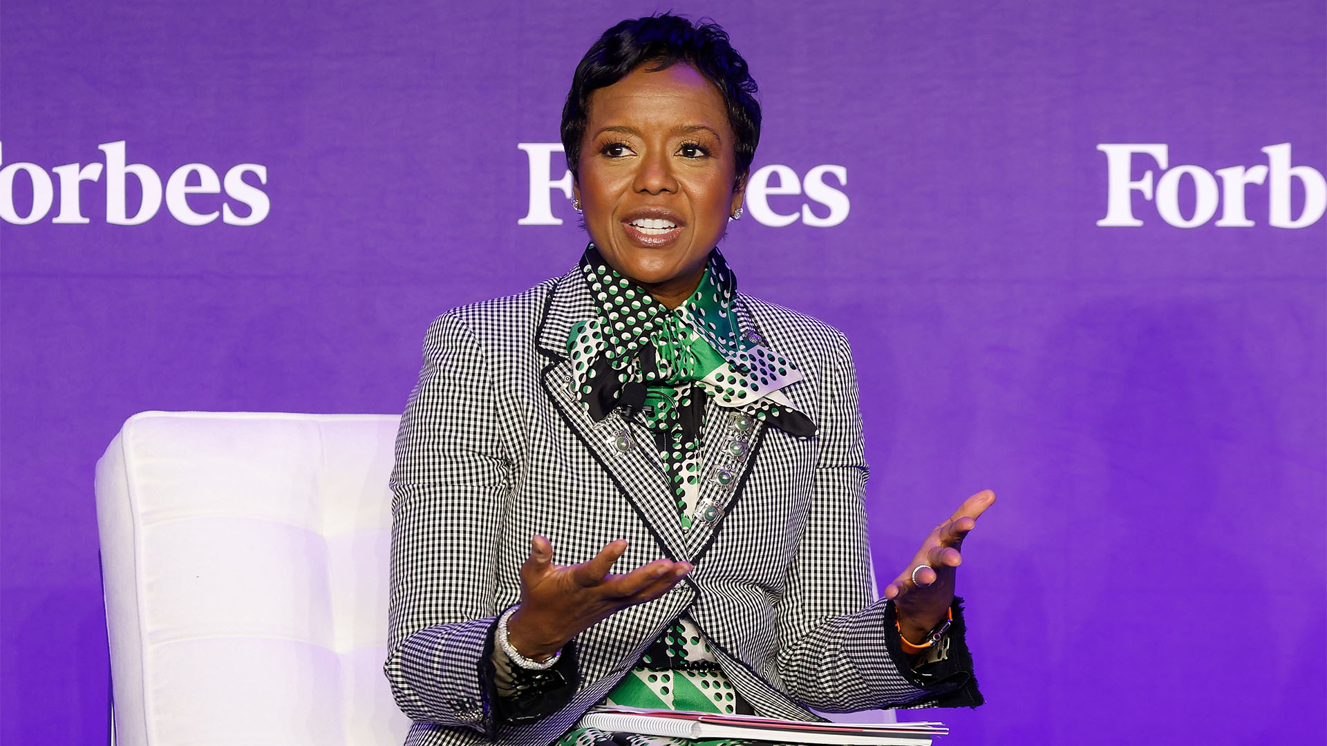 How Mellody Hobson Went From Being An Intern At Ariel Investments To Co-CEO Of The First Black-Owned $14.9B Global Asset Management Firm