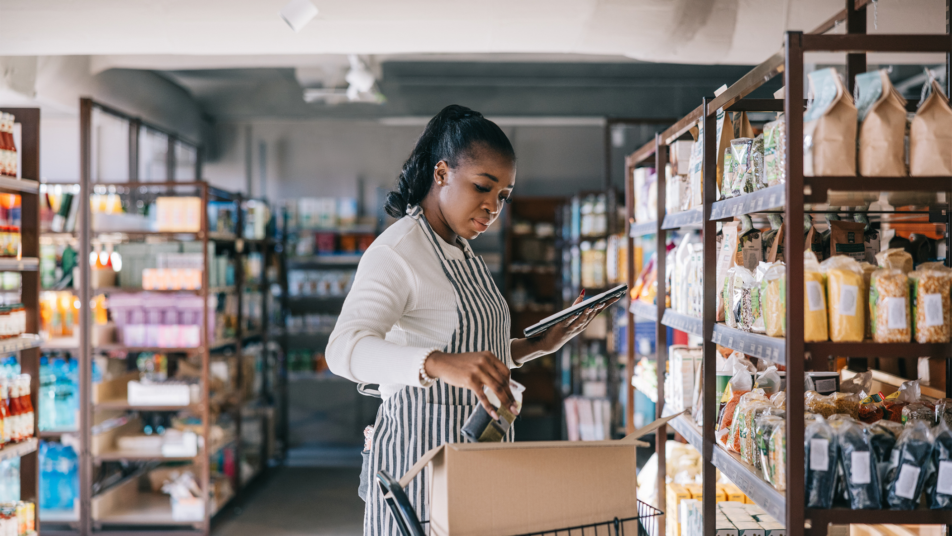 Mississippi Native Marquitrice Mangham Opened A Grocery Store To Combat Food Insecurity, And She’s Enlisting The Help Of Local Farmers To Do So