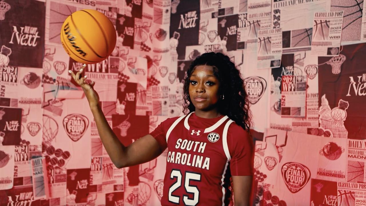 South Carolina Gamecocks Player Raven Johnson Signs NIL Agreement with Hair Technology Firm Parfait