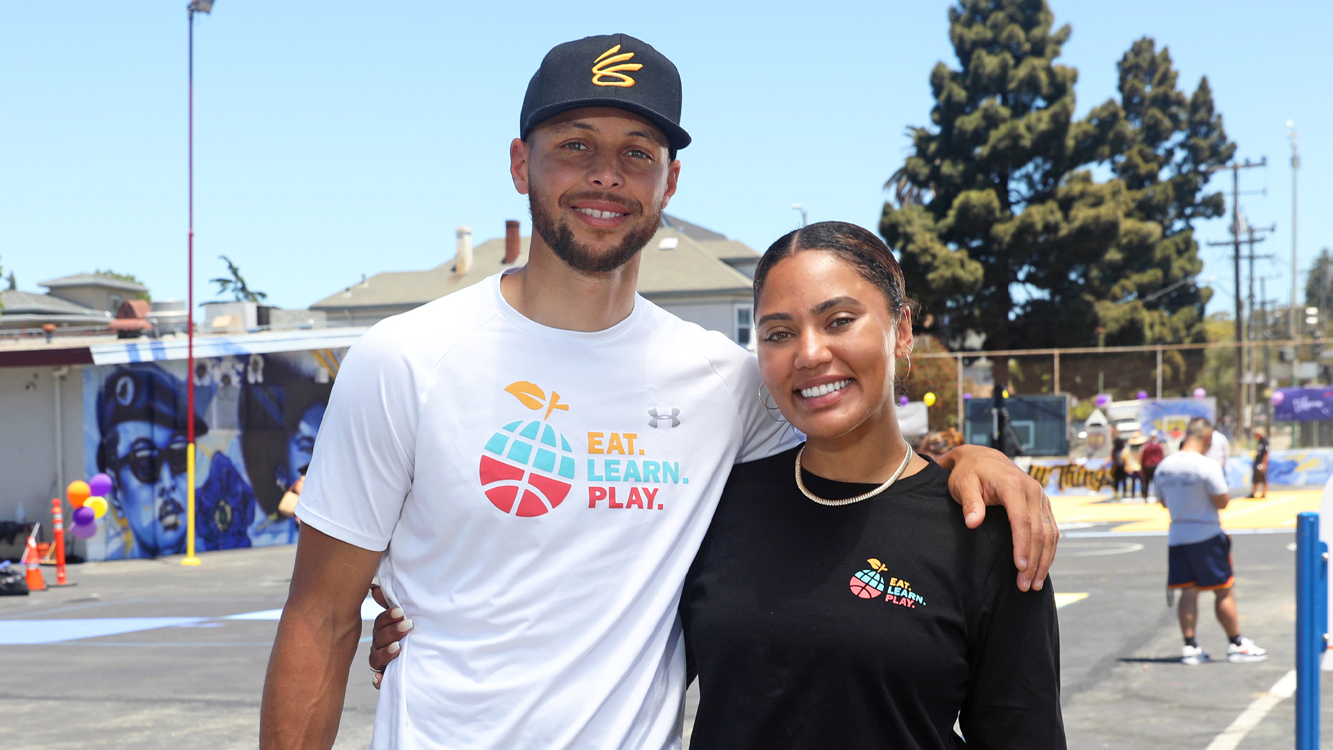 Stephen Curry And Ayesha Curry Invest In Michelle Obama's Children Health-Focused Company PLEZi Nutrition